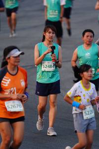 BIB: 52484, 52670, 5228
                            <button type="button" onclick="openModal(10517060)" class="btn btn-primary btn-sm float-right btn-popup" data-toggle="modal" data-target=".modal-high-quality">
                        <i class="fas fa-shopping-cart"></i> Add to Cart
                    </button>
                                            <button type="button" onclick="isThisMe(10517060, true)" class="btn btn-success btn-sm float-right btn-popup btn-isme hidden" data-toggle="tooltip" data-placement="bottom" title="นี่คือรูปของคุณใช่ไหม คลิกที่นี่เพื่อเอาเข้าอัลบั้ม">
                        <i class="fas fa-plus"></i> Add to album
                    </button>
                    <button type="button" onclick="isThisMe(10517060, false)" class="btn btn-warning btn-sm float-right btn-popup btn-isnotme hidden">
                        <i class="fas fa-ban"></i> Remove from album
                    </button>